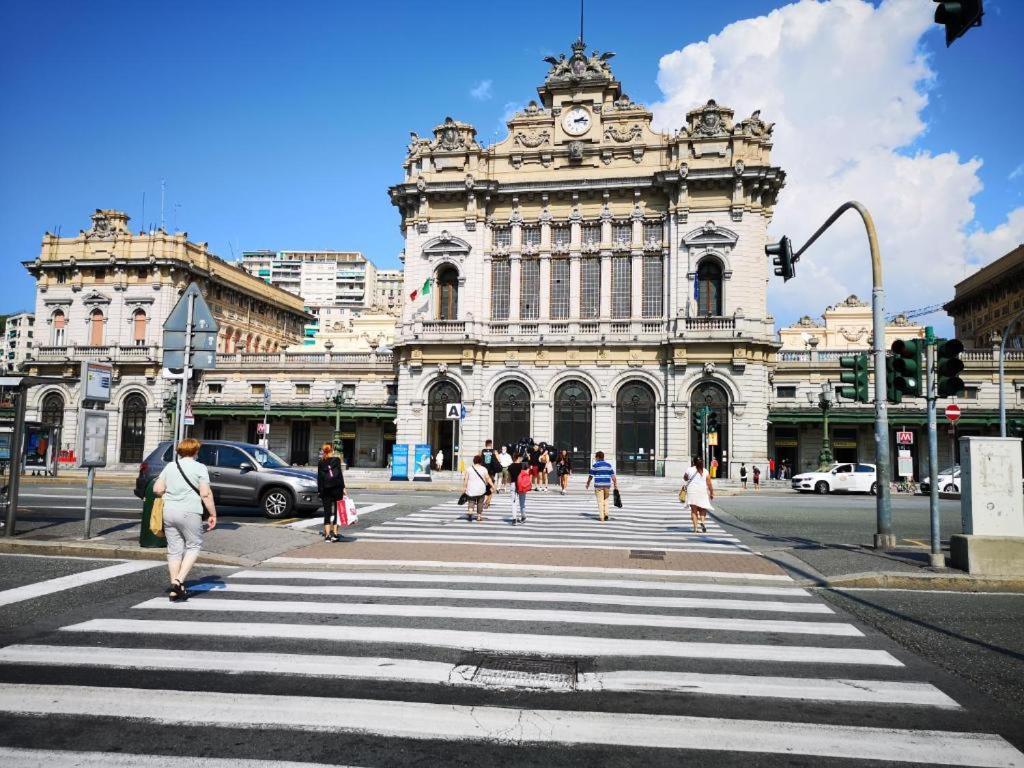 Corte Lambruschini Central Apartment With Free Covered Parking Genoa Luaran gambar